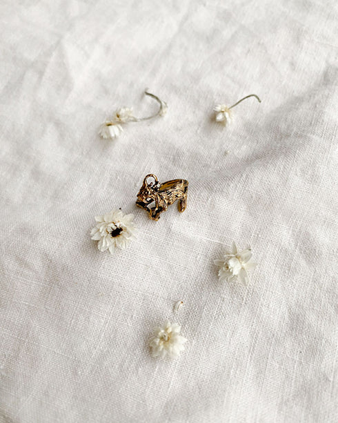 Capricorn Midi Ring-Vintage etched Capricorn midi ring with rhinestone accent-Adored Vintage